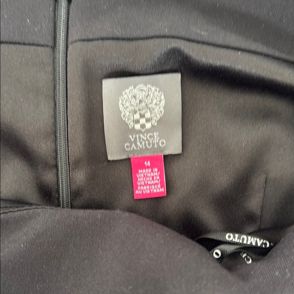 Chic Black Vince Camuto Dress